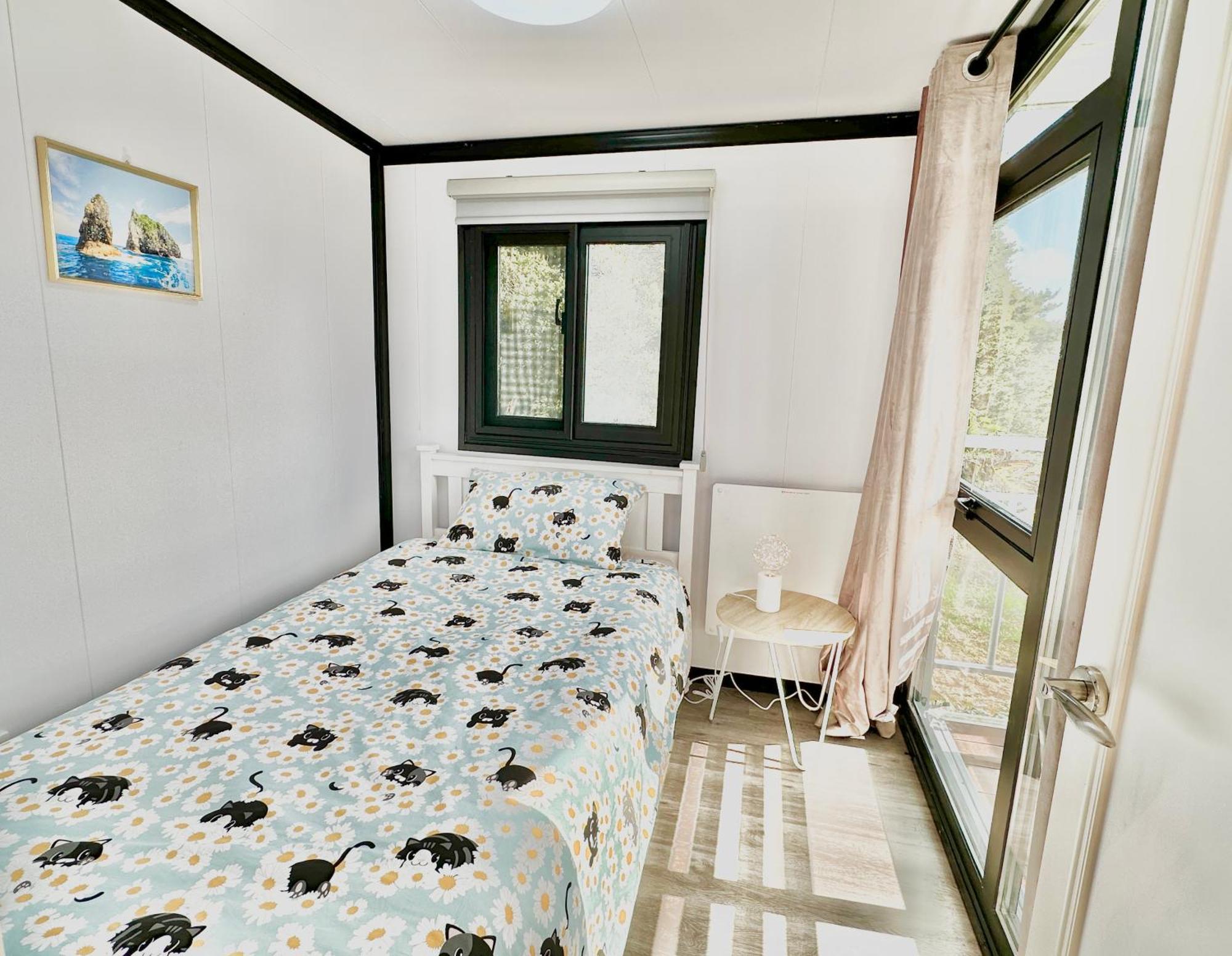 2 Bedrooms Cabin 5 Min To Pukekohe Town Centre エクステリア 写真